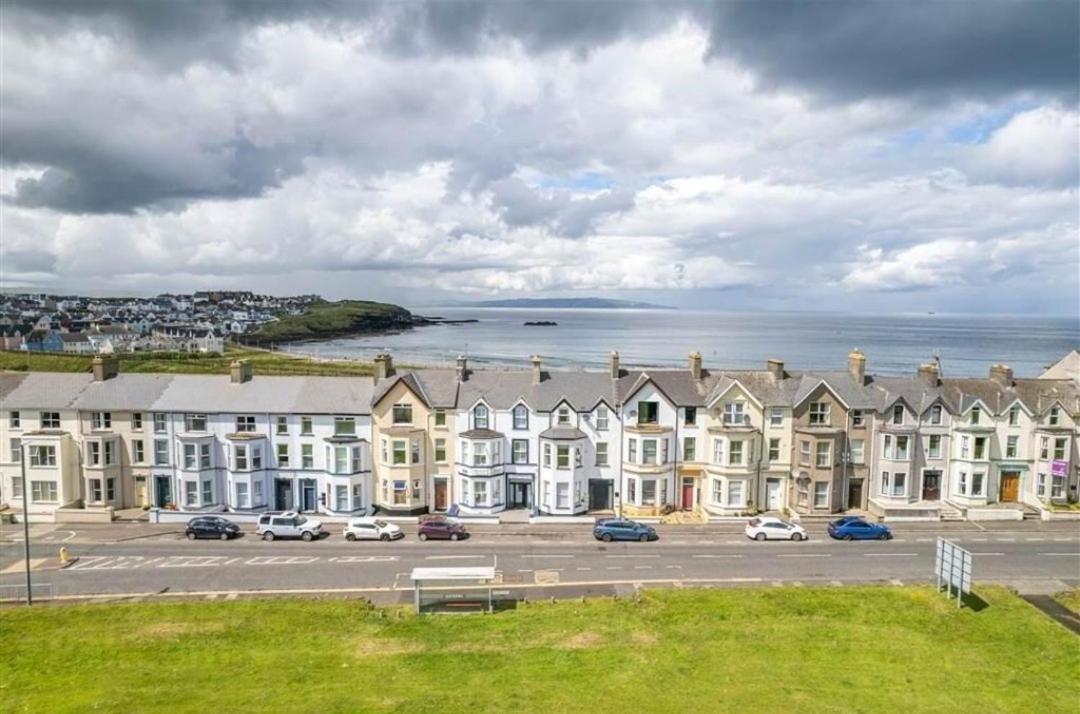 6 Dunluce Park - Portrush By The Sea Lägenhet Exteriör bild