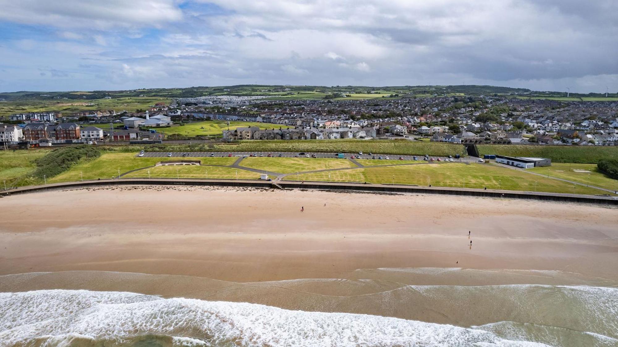 6 Dunluce Park - Portrush By The Sea Lägenhet Exteriör bild