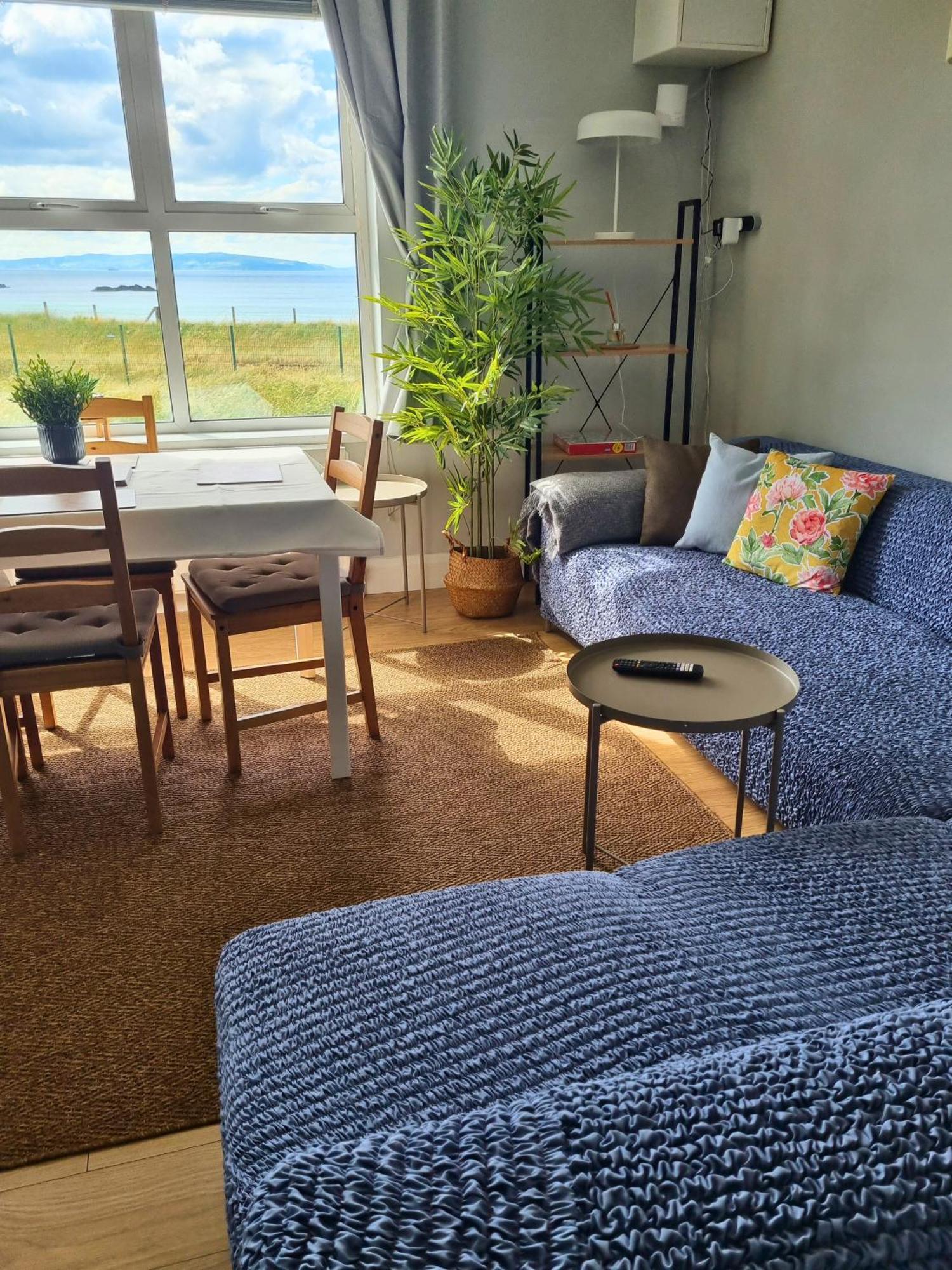 6 Dunluce Park - Portrush By The Sea Lägenhet Exteriör bild